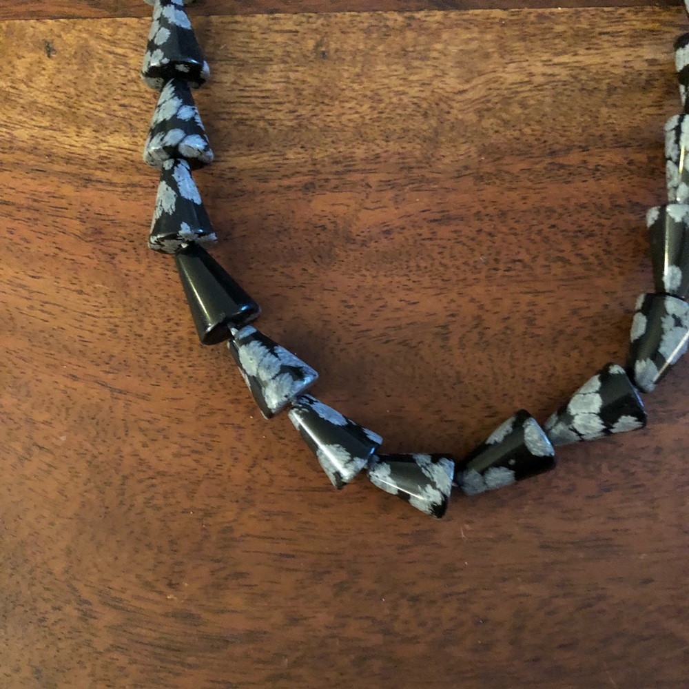 Boho Black & Gray Triangular Stone Stud Necklace - image 2